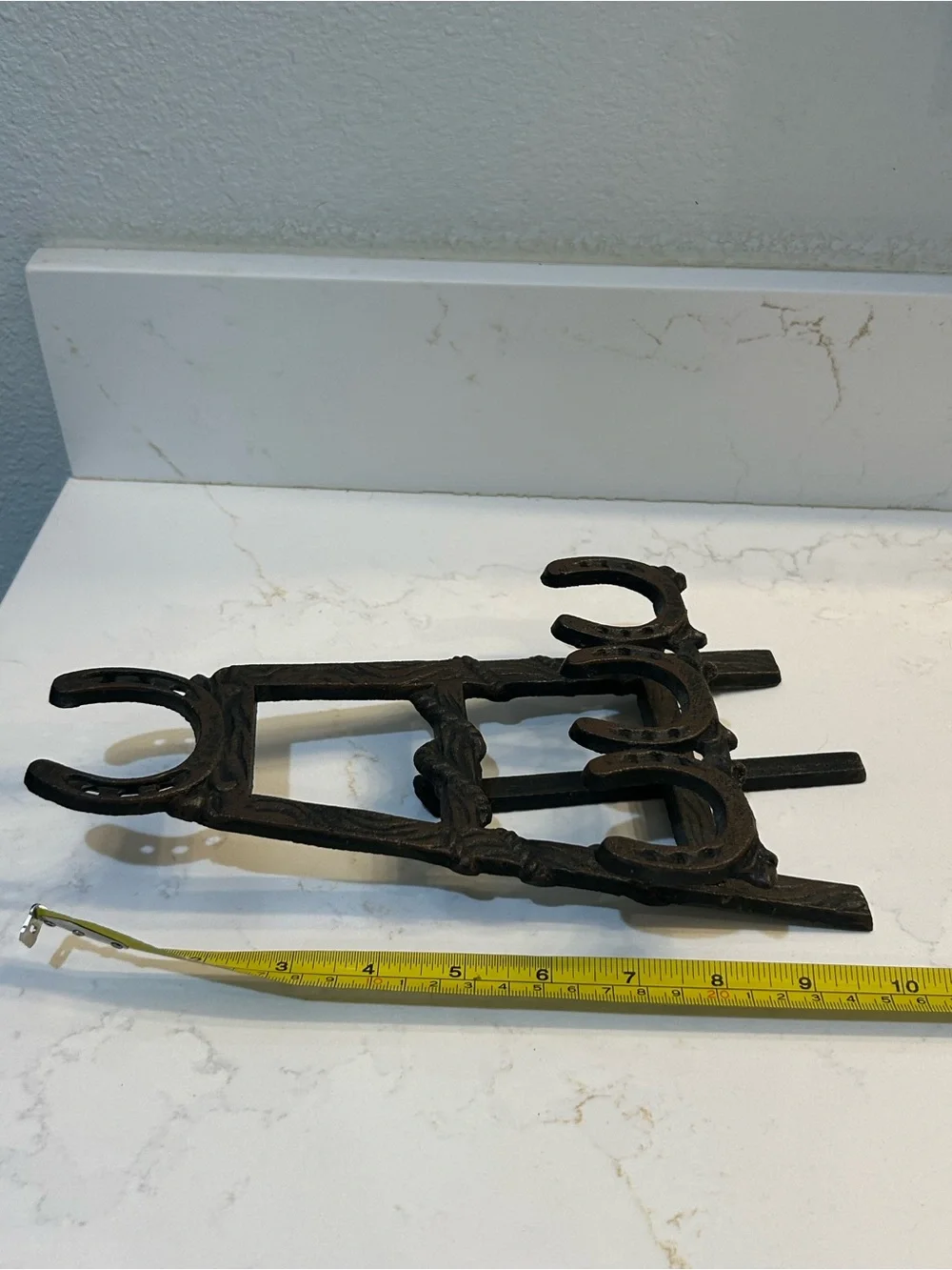 N/A sturdy cast